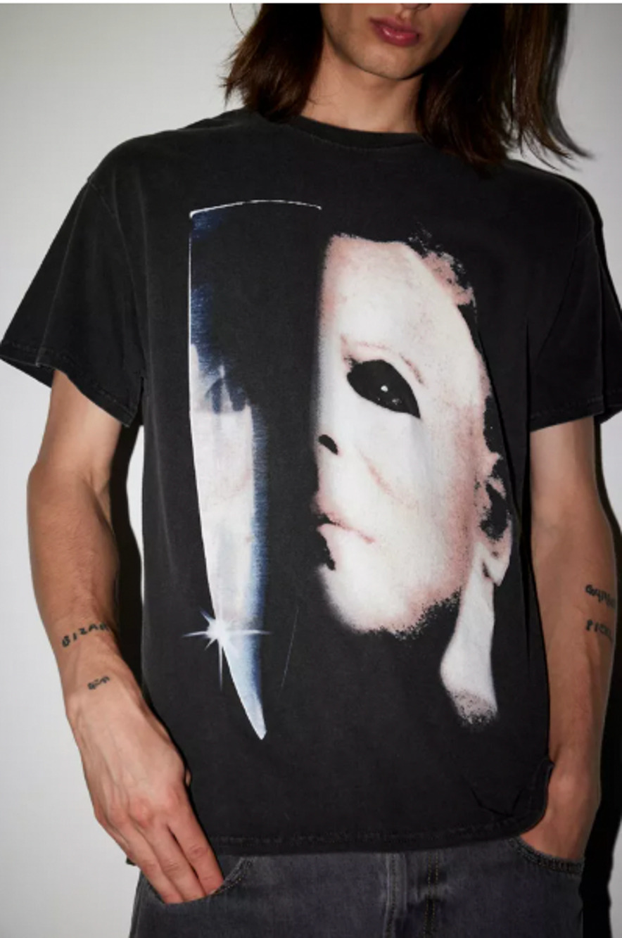 Urban Outfitters Halloween Mask Washed Cotton Graphic Tee Shirt Medium